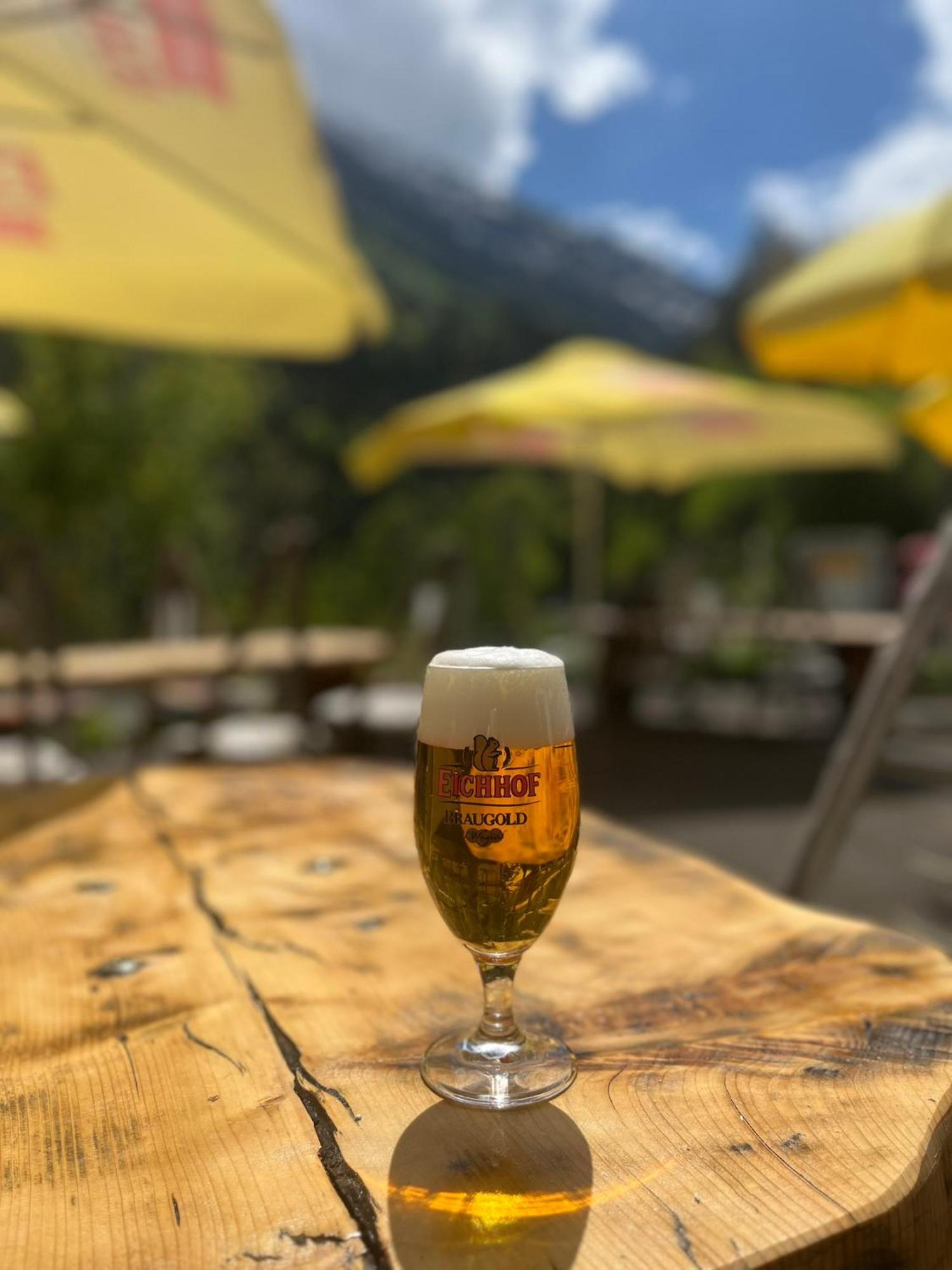 "Terrasse" Nessental Hotel Gadmen Buitenkant foto